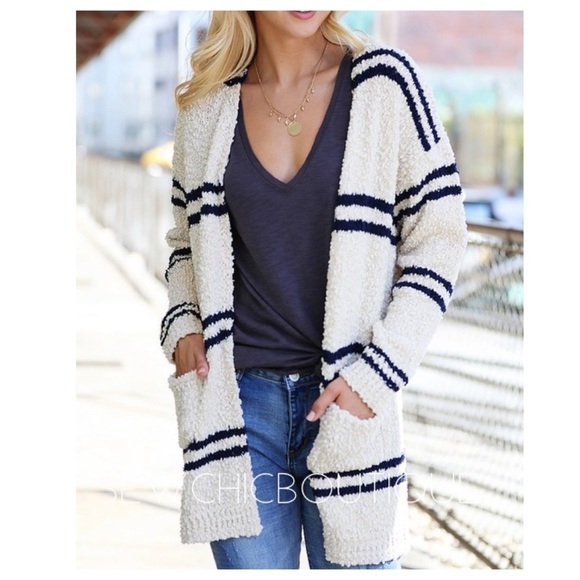 Ivory & Navy Popcorn Textured Striped Cardy - Picture 3 of 7